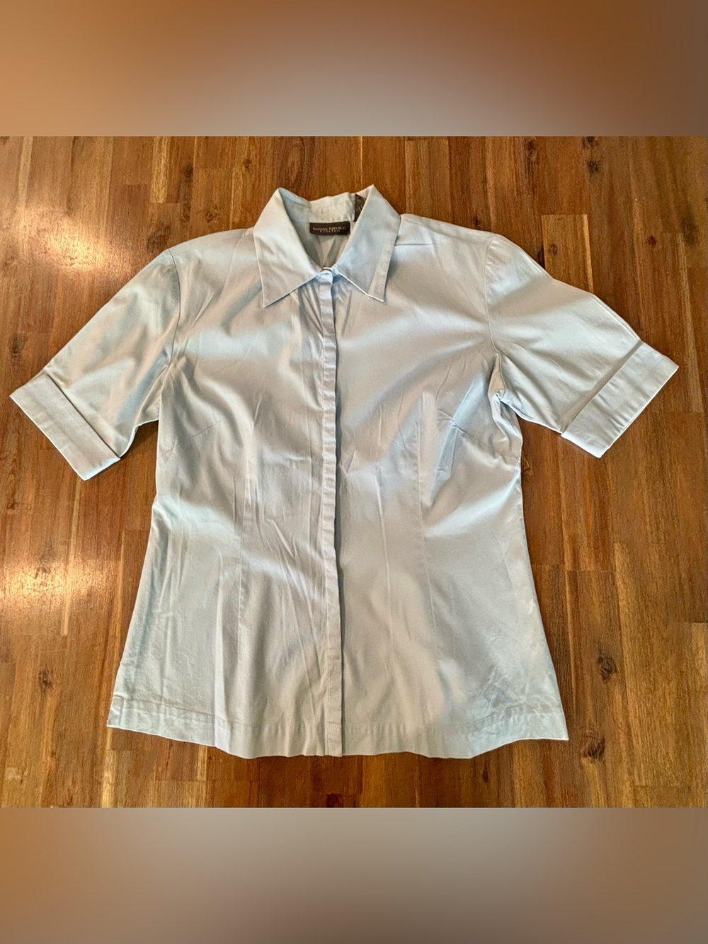 Banana Republic Mint Green Short Sleeve Button-Up Blouse
